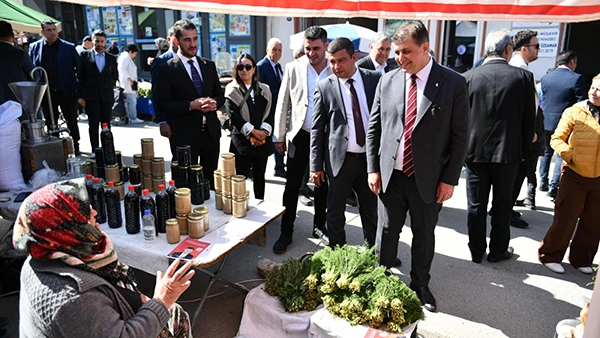 CHP İzmir Büyükşehir Belediye Başkan Adayı Dr. Cemil Tugay, Tire