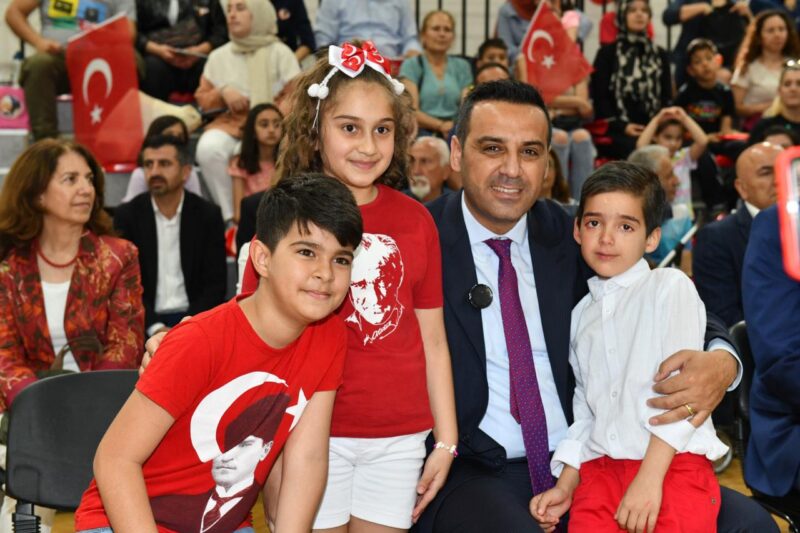 Çiğli Belediyesi tarafından, 23 Nisan Ulusal Egemenlik ve Çocuk Bayramı