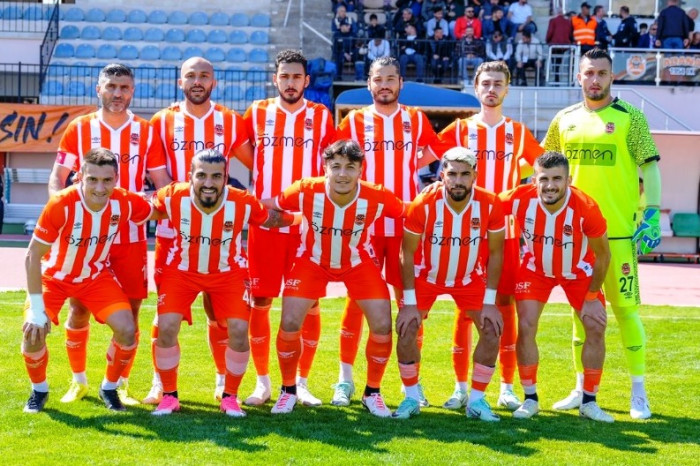 TFF 3.Lig'de 25.hafta 4. Grup lideri Bitexen Adana 1954 FK