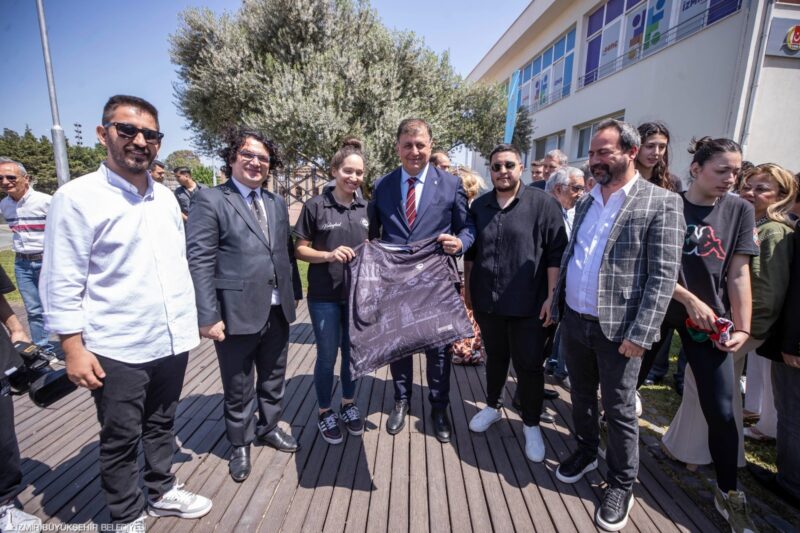 İzmir Büyükşehir Belediyesi ve Sakız Adası yerel yönetimlerinin iş birliği