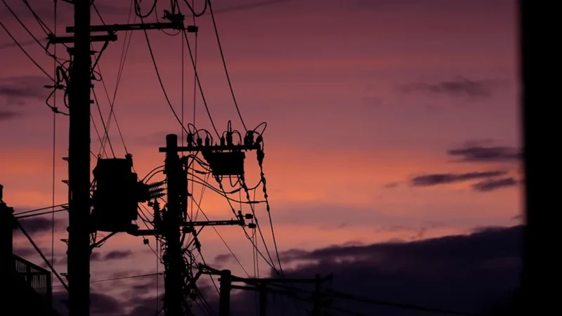 Gediz Elektrik, şebeke yenileme ve bakım çalışmalarına devam ediyor. Bu