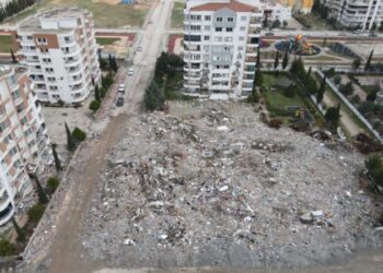 Kahramanmaraş merkezli 6 Şubat depremlerinin yıktığı Adıyaman’da dönemin Kızılay Adıyaman