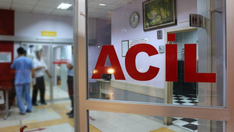 İzmir’in Bayındır il&ccedil;esinde tek katlı evde &ccedil;ıkan yangında &uuml;&ccedil; &ccedil;ocuk