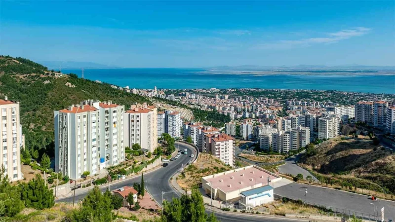 Türkiye'de konut kredisiyle yapılan satışlarda önemli bir düşüş yaşanırken, toplam