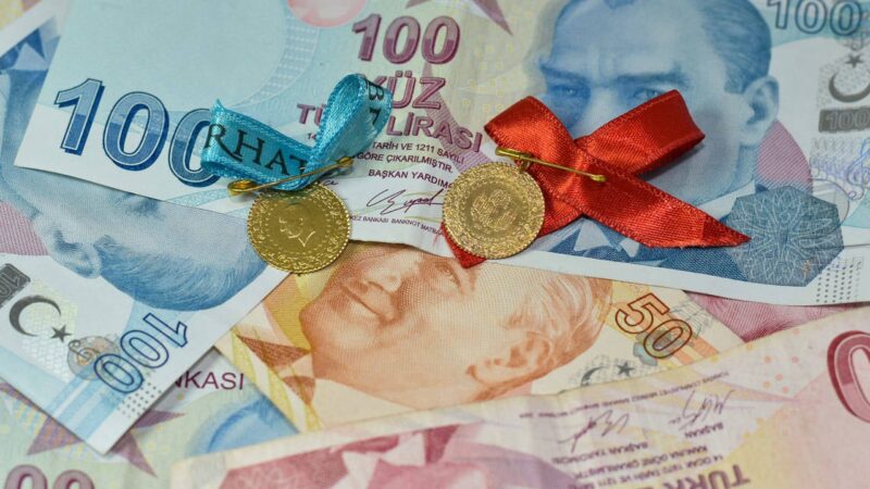 Altının gram fiyatı, bayram öncesi yeniden yükselişe geçerek 2 bin