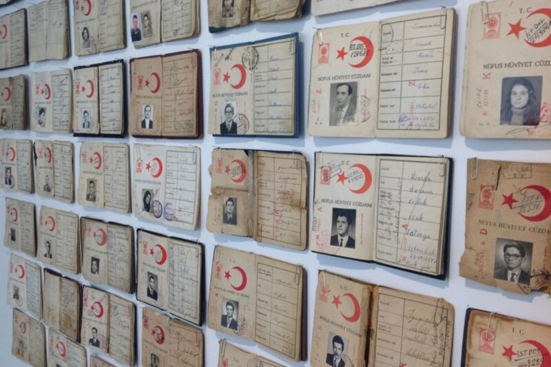 Soyadı Kanunu, Türk toplumunda önemli bir dönüm noktası olarak kabul