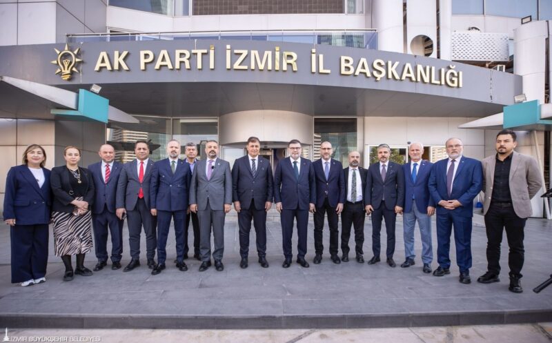 İzmir Büyükşehir Belediye Başkanı Dr. Cemil Tugay, AK Parti İzmir