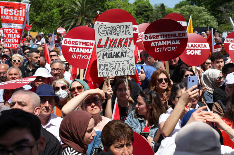 Cumhuriyet Halk Partisi Genel Başkanı Özgür Özel, Cumhuriyet tarihinin eğitim