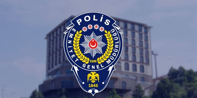 İstanbul Valiliği, 1 Mayıs dolayısıyla Taksim’de çelenk bırakmak isteyen Emniyet