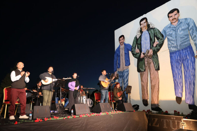 Deniz Gezmiş, Yusuf Aslan ve Hüseyin İnan, Güzelbahçe’de bulunan üç