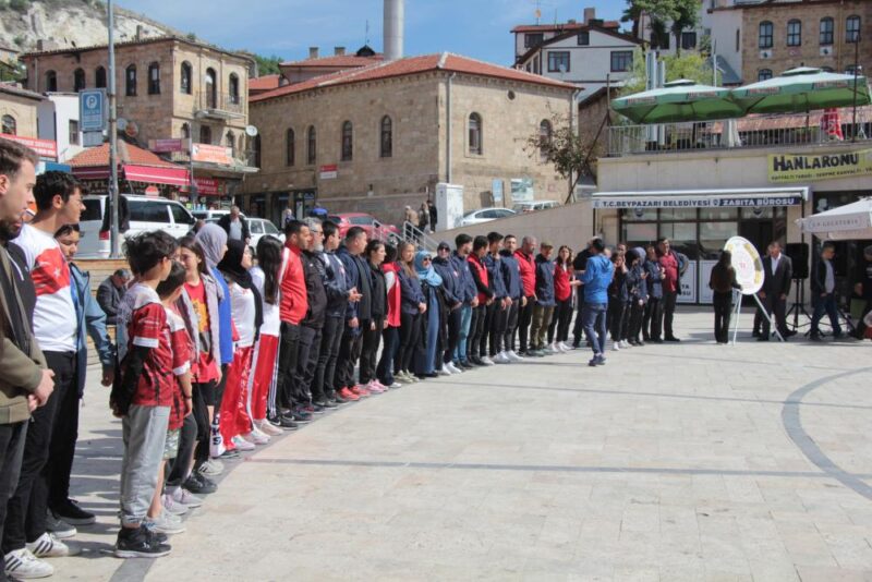Başkentin Beypazarı İlçesinde, 15-21 Mayıs günleri itibariyle Gençlik haftasının balaması