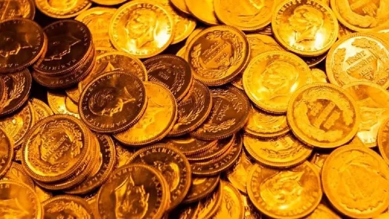 Dün 2 bin 420 seviyelerinde işlem gören gram altın güne
