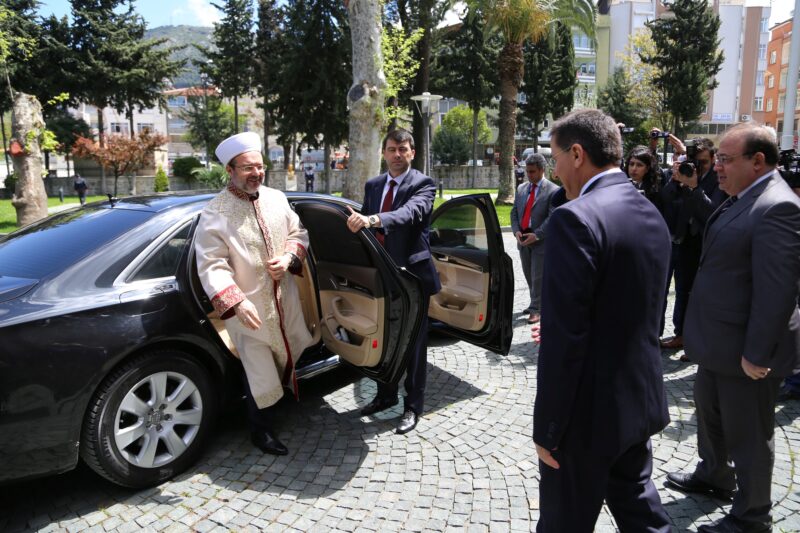 Diyanet İşleri Başkanlığı, Resmi Gazete'de yayımlanan Tasarruf Tedbirleri Genelgesi kapsamında