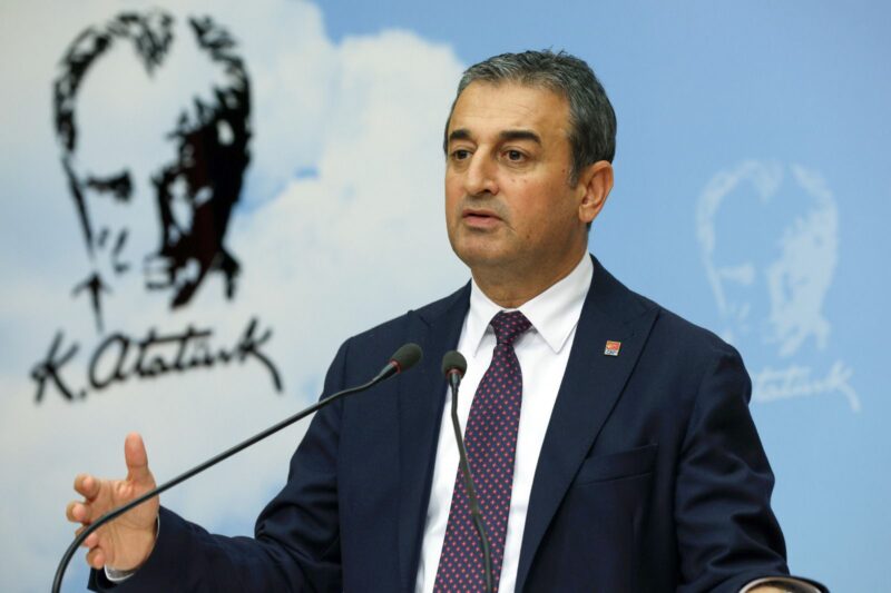CHP Genel Başkan Yardımcısı Burhanettin Bulut, Cumhurbaşkanlığı Sarayı’nın nisan ayı