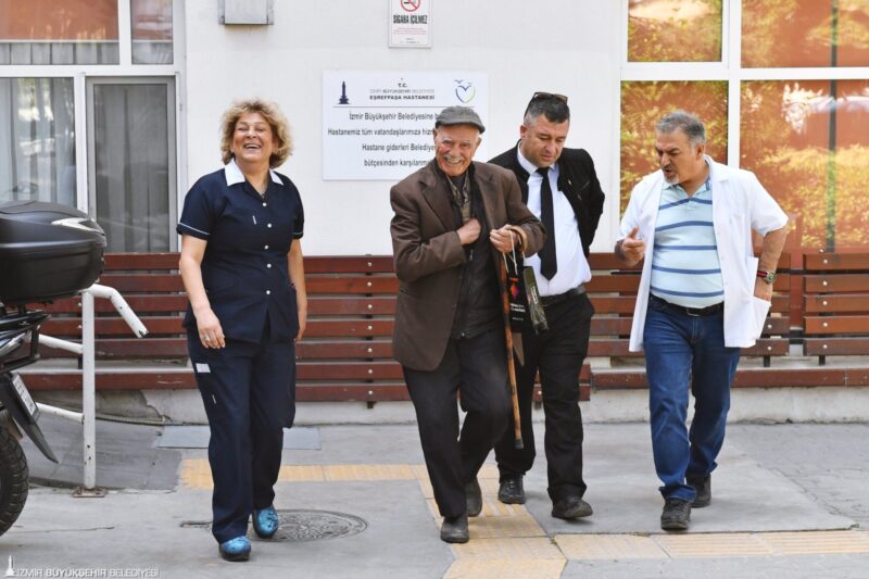 İzmir Büyükşehir Belediye Başkanı Dr. Cemil Tugay’ın Ramazan Bayramı’nda Kınık