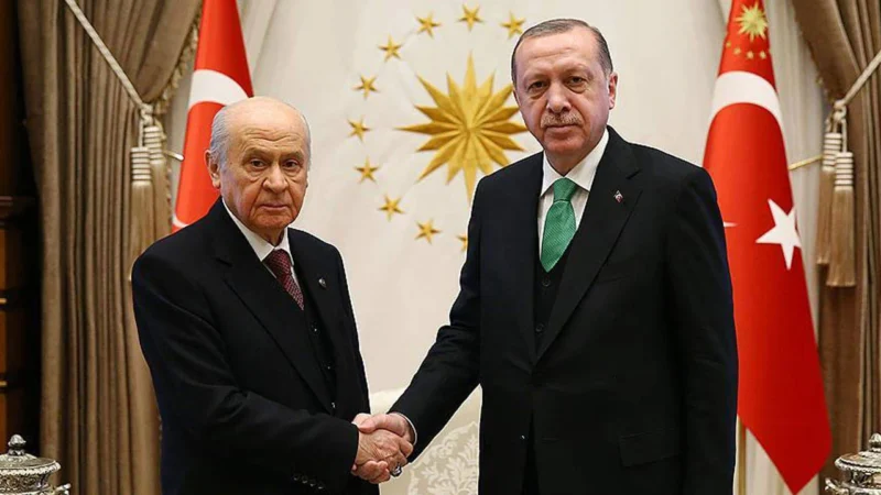 AKP'li Cumhurbaşkanı Tayyip Erdoğan, bugün MHP lideri Bahçeli ile görüşecek.