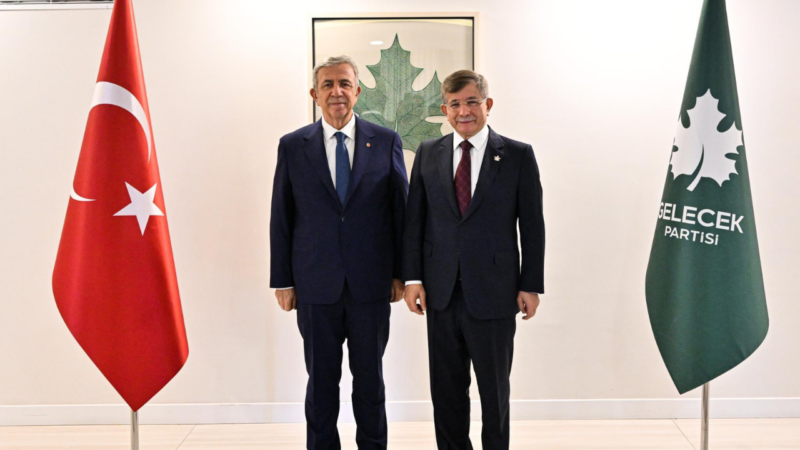 Ankara Büyükşehir Belediye Başkanı Yavaş, yerel seçimlerde kendisine desteklerini açıklayan