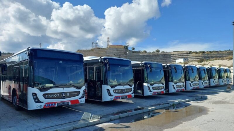 İzmir ESHOT'un 314 numaralı otobüsü Evka 3 - Bornova Metro