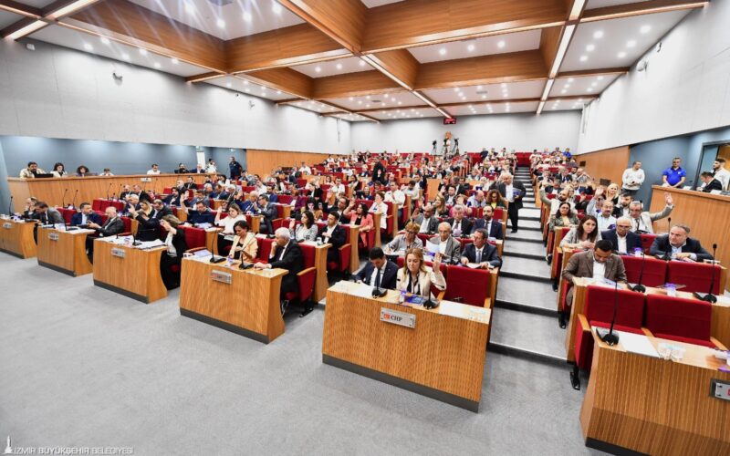 30 Ekim 2020'de meydana gelen depremde hasara uğrayan ve 2022