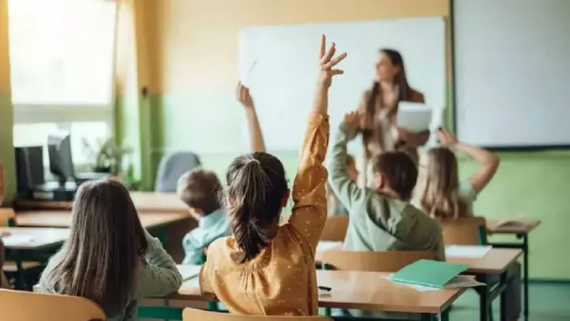 Türkiye genelinde eğitimde şiddet olaylarına karşı öğretmenlerin planladığı eylem, 10