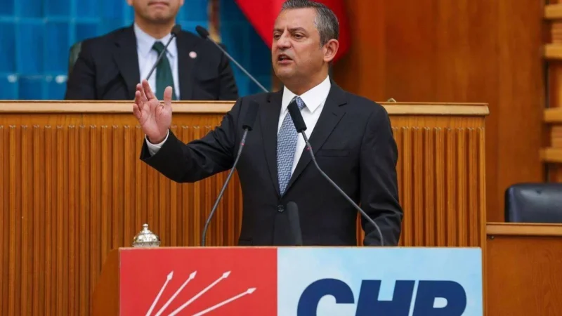 CHP Lideri Özgür Özel, 28 Şubat davasında mahkum edilen 7