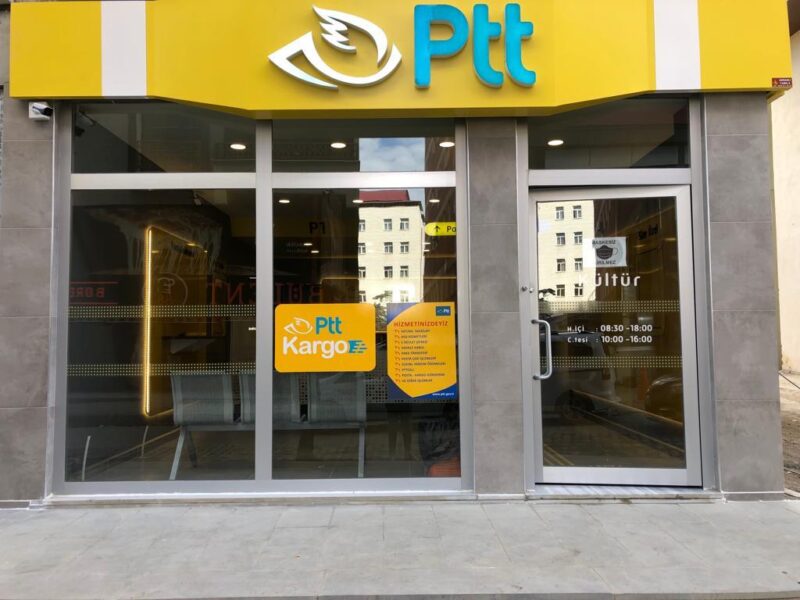 Son zamanlarda PTT'nin adının kullanılarak çeşitli dolandırıcılık girişimleri arttı. Bu