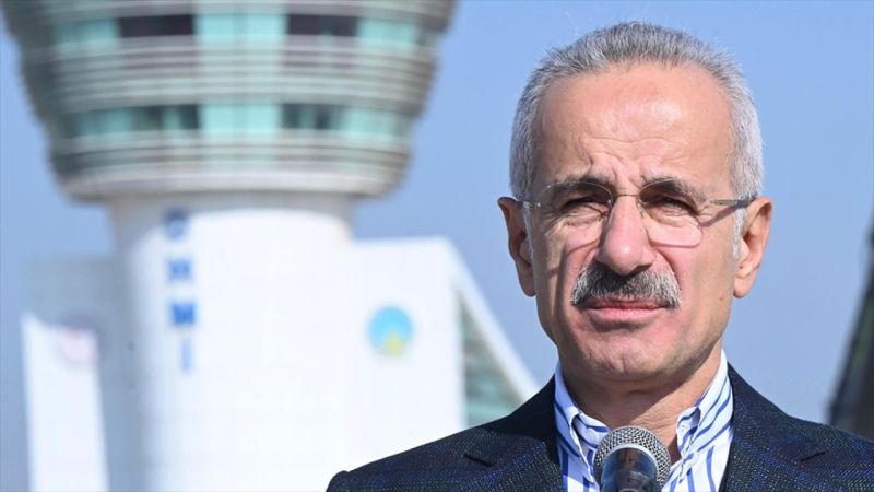 Ulaştırma ve Altyapı Bakanı Abdulkadir Uraloğlu, "Rize Artvin Havalimanı'nda açıldığı