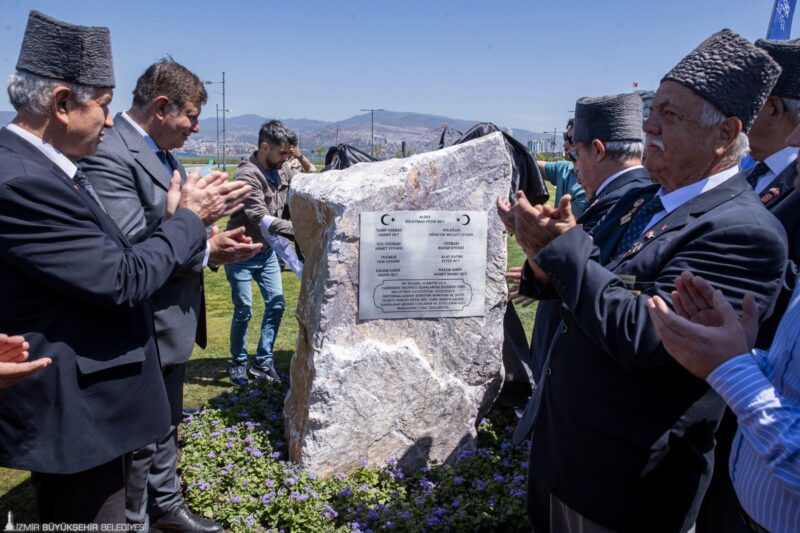 
İzmir Büyükşehir Belediyesi, 15 Mayıs 1919 günü, başta Albay Süleyman