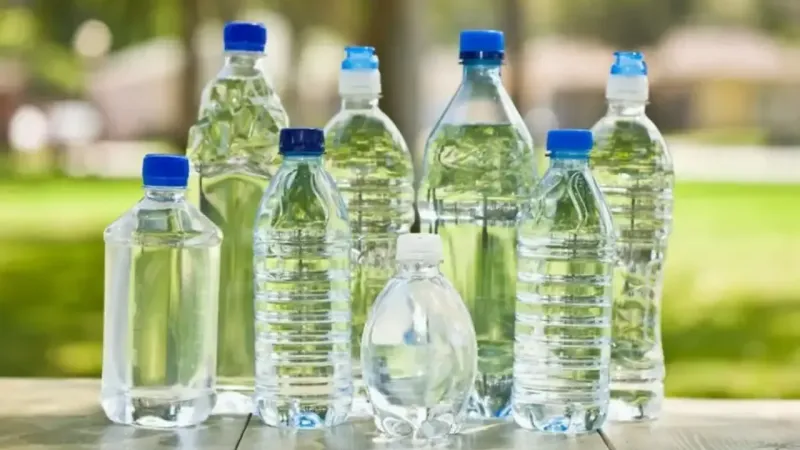 Plastik şişelerde ve kavanozlarda sıkça rastladığımız plastik kapakların içinde bulunan