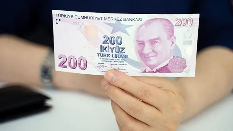 Milyonlarca memur ve emeklinin yeni dönem zamlı maaşlarının belli olmasına