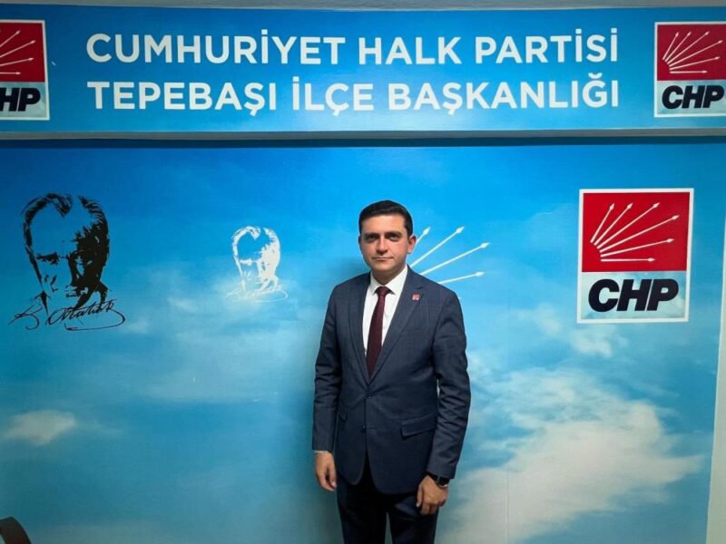 CHP Tepebaşı İlçe Başkanı Elif Zümrüt Çerçi'nin görevinden istifa etmesinin