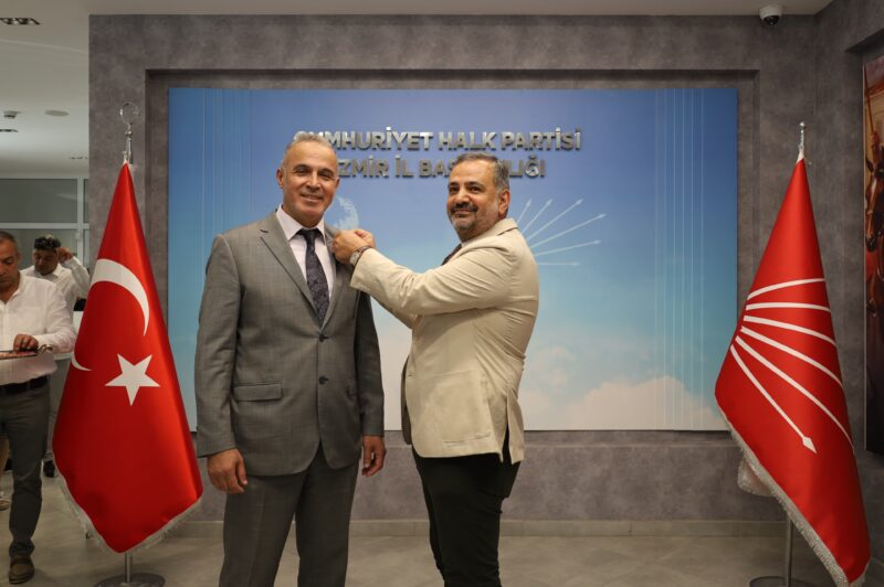 Çiğli Esnaf Kefalet kooperatif başkanı Taner Cömert, CHP İzmir İl