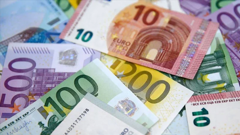 Dolar/TL, dün alıcılı bir seyir izleyerek günü önceki kapanışının yüzde