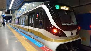 İzmir ESHOT'un 338 numaralı otobüsü Bornova Metro- Salhane Aktarma Merkezi