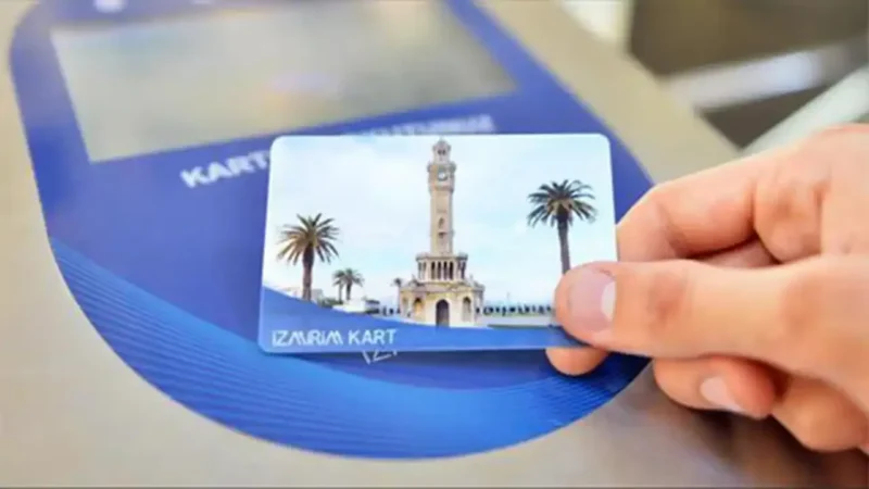 İzmir Büyükşehir Belediyesi, toplu ulaşımın ücretsiz olacağı tarihleri açıkladı.