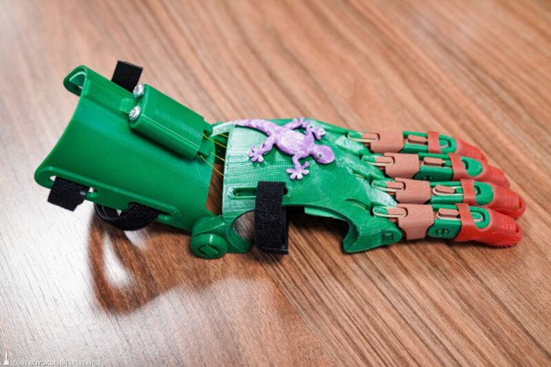 İzmir Büyükşehir Belediyesi, özellikle 6 Şubat depremleri sonrası büyüyen robot