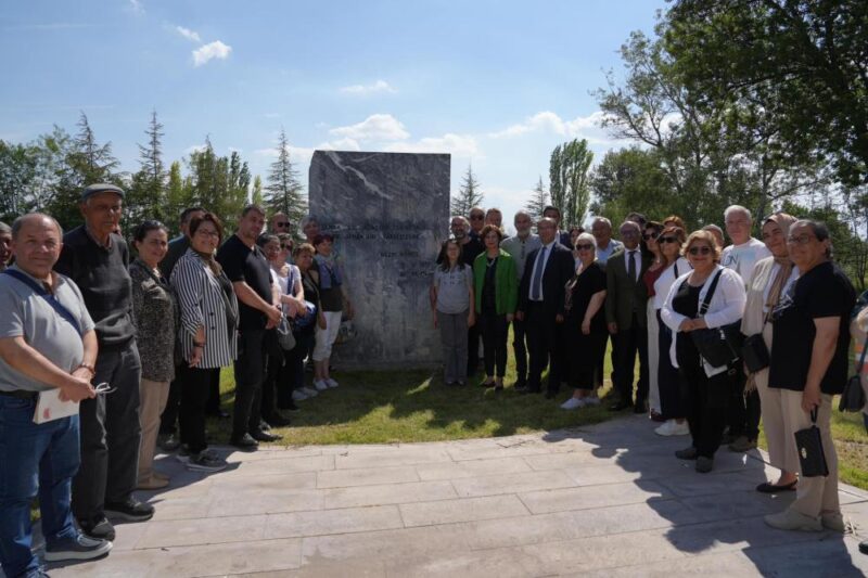 Anma etkinliklerinin 1. günü Eskişehir Yunus Emre Kültür ve Sanat