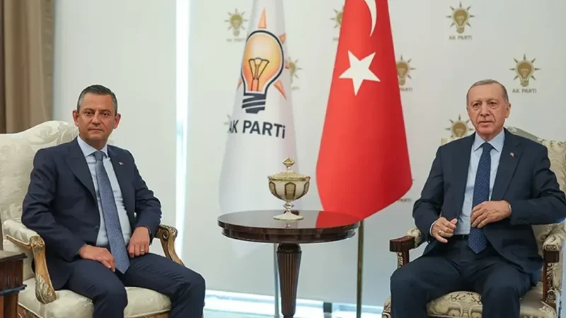 CHP Genel Başkanı Özgür Özel, AKP'li Cumhurbaşkanı Erdoğan'ın ziyaretine ilişkin