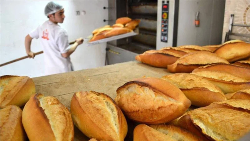 Rize Esnaf Sanatkarlar Odaları Birliği Fırıncılar Odası Başkanı gğven Aksay,