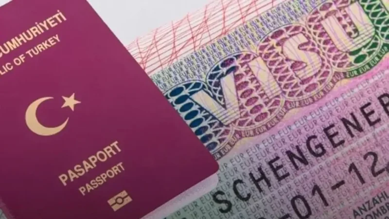 Avrupa Komisyonu'nun Schengen vize ücretlerine yaptığı yüzde 12'lik zam, bugün