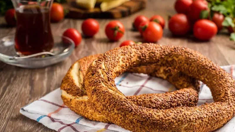 İzmir'de ekmek zammından sonra gevrek, boyoz ve kumruya da zam