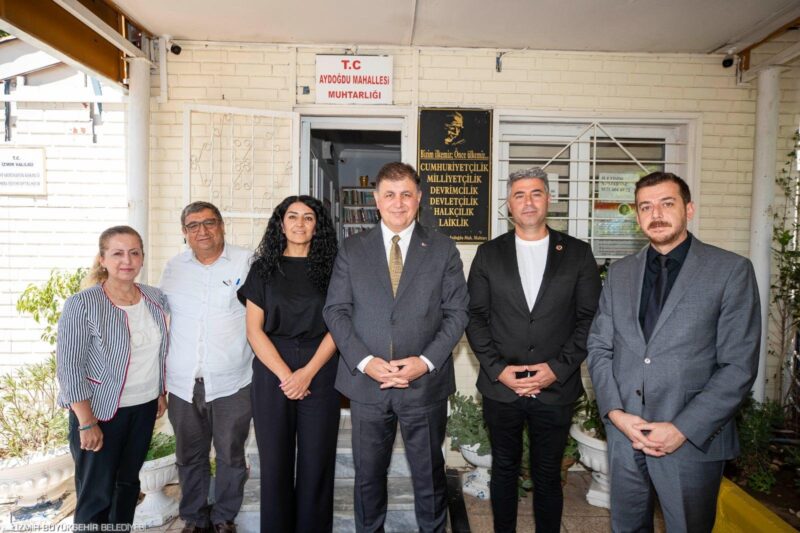 İzmir Büyükşehir Belediye Başkanı Dr. Cemil Tugay, ilçelerin sorunlarını hızlı