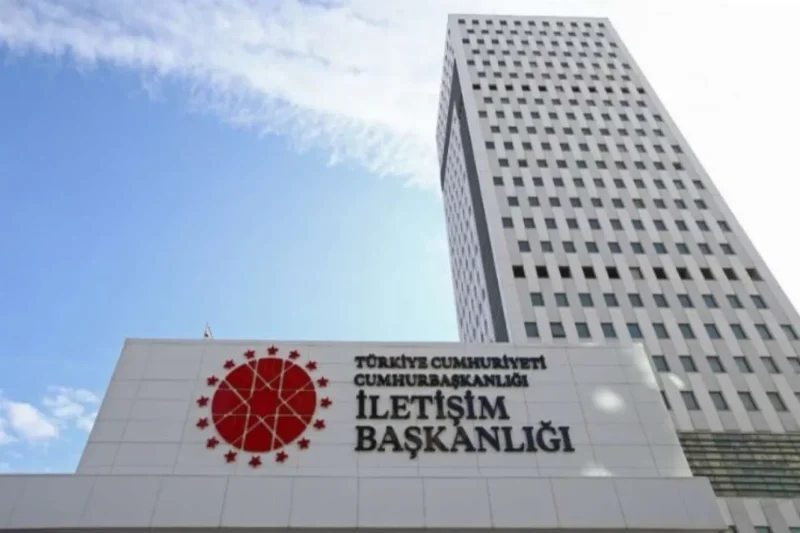 Bazı sosyal medya hesaplarından, "1 Temmuz itibarıyla yeni köprü, tünel