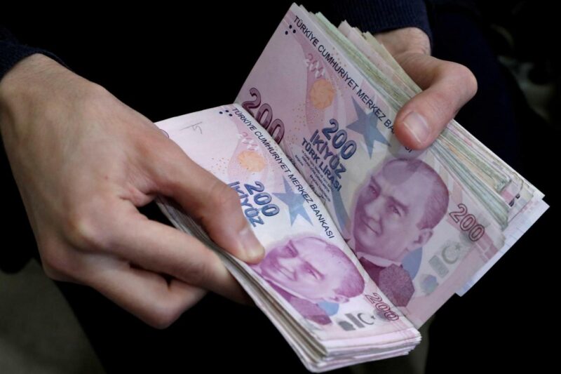 En düşük emekli maaşının 12 bin 500 TL olmasını öngören