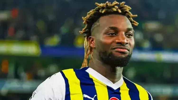 Fenerbahçe, Allan Saint-Maximin'i kiralık olarak kadrosuna kattığını duyurdu. Maximin'in transferi