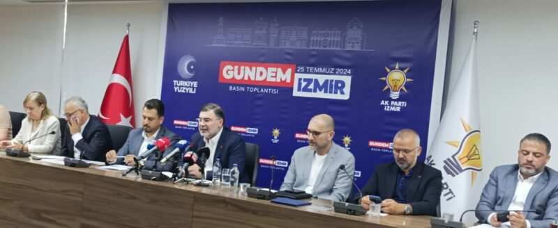 Ak parti İzmir il başkanı Bilal saygılının basınla buluşmasında Büyükşehir'e