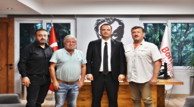 EGE Basın Yayın derneğini temsilen kurucu başkan Aydan YALÇIN, Başkan