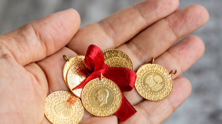 Altının gramı, güne yükselişle başlamasının ardından 2 bin 520 lira