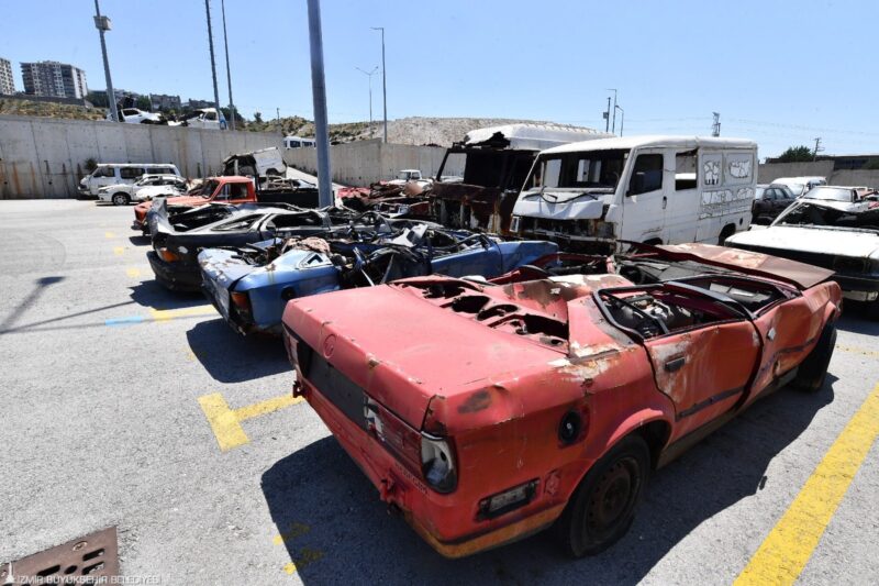 Türkiye’de ilk kez İzmir Büyükşehir Belediyesi tarafından kurulan Hurda Araç