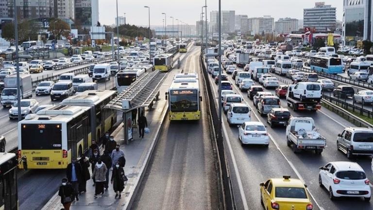 Sinop'ta toplu ulaşıma zam yapıldı. Buna göre kısa mesafe indi
